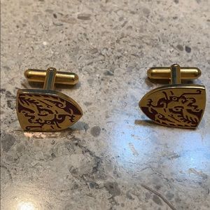 Cufflinks